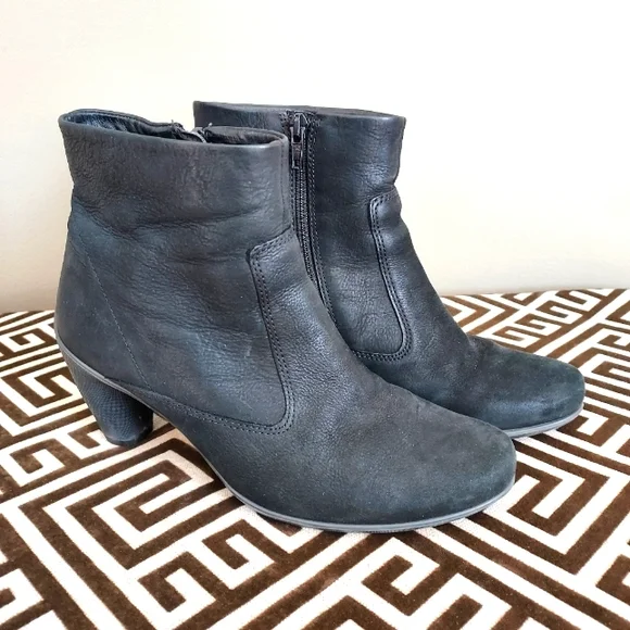 Ecco | Shoes | Ecco Nubuck Leather Ankle Boots Booties Size